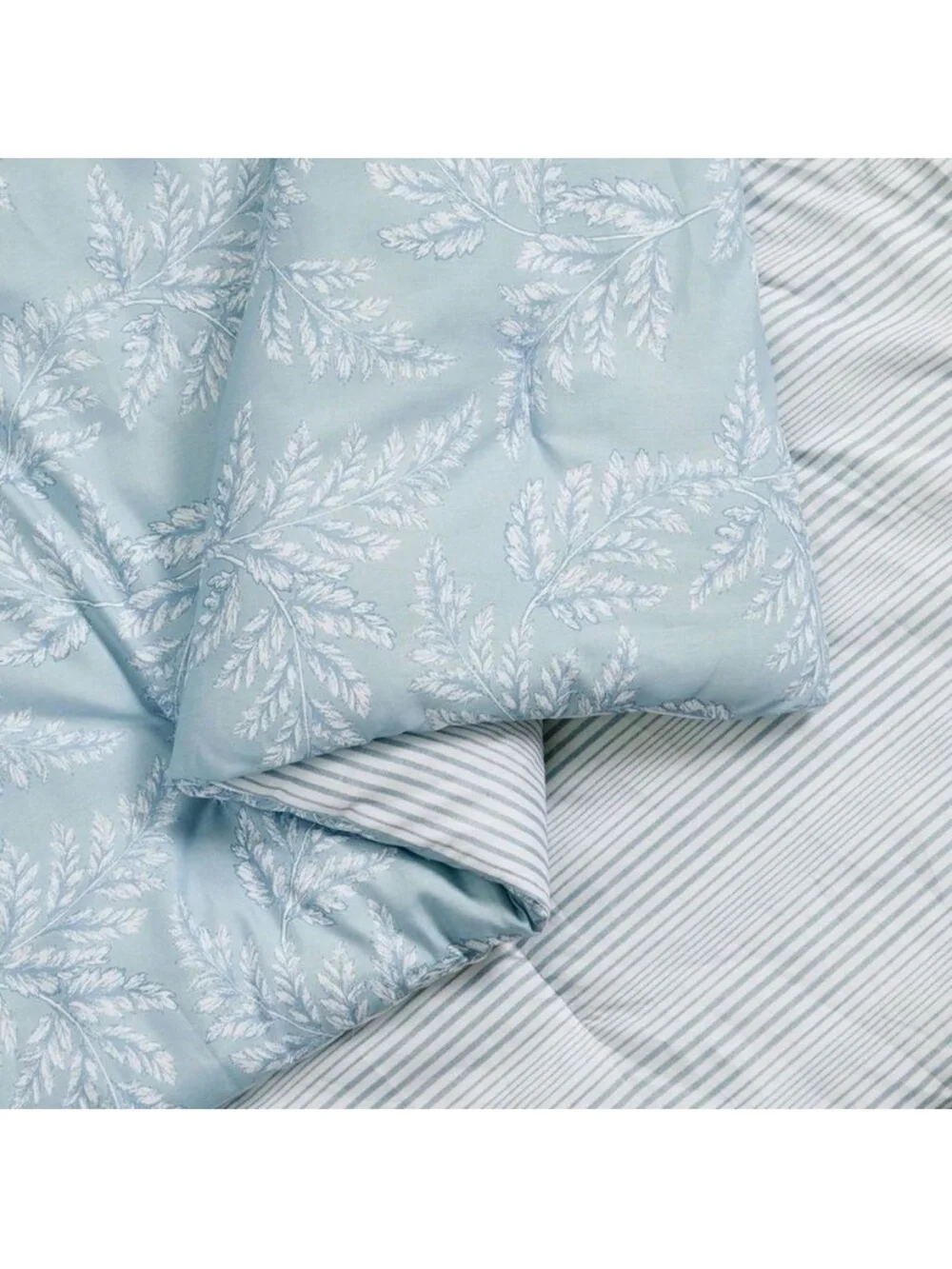 Target King Modern Heirloom Mayfair Light Blue Comforter Set